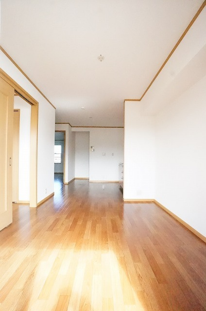 ラヴァーズハウスⅢの居間・リビング