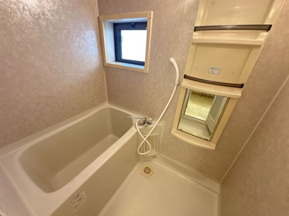 【浴室】 | アヴァンギャルド