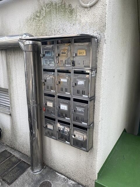 サンローズ小林ＮＯ．２のエントランス