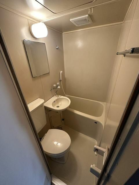 サンローズ小林ＮＯ．２の浴室