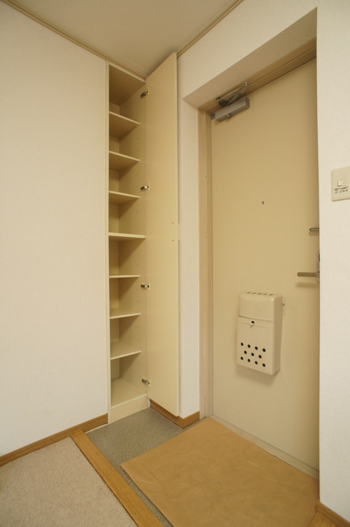 セピアコート93’の玄関