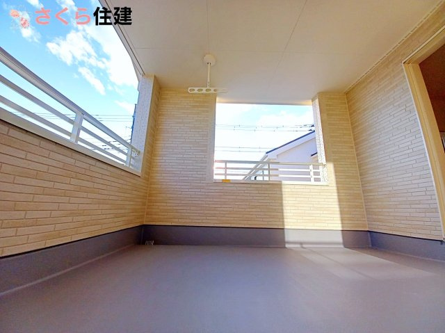 宇都宮瑞穂野第３ ２号棟のバルコニー|インナーバルコニーは2部屋に面してます