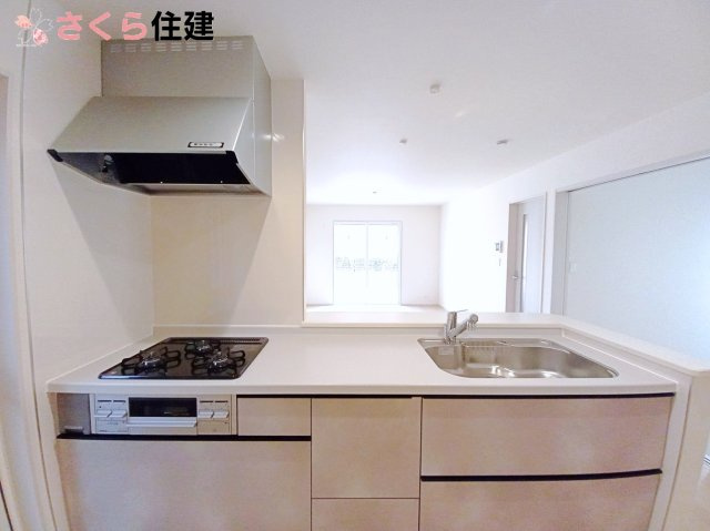 宇都宮瑞穂野第３ ２号棟のキッチン|収納もたっぷりあります