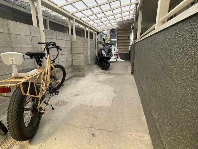 【その他共用部分】 | グリーンフォレスト西宮Ⅱ | 駐輪場です