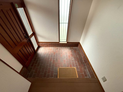 【玄関】 | 高鷲4丁目貸家