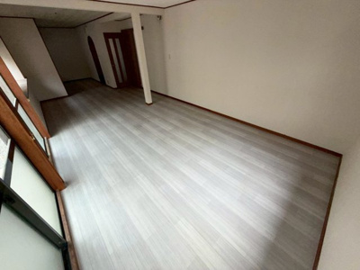 【居間・リビング】 | 高鷲4丁目貸家