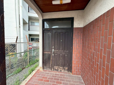 【エントランス】 | 高鷲4丁目貸家