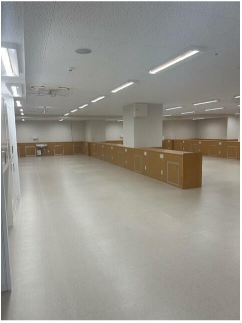 ジャンボーナックビルの内装