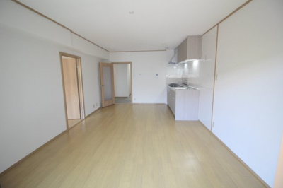 【居間・リビング】 | 桜町第一ハイツ