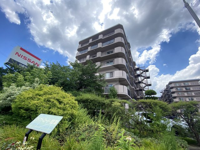若江岩田スカイハイツの外観