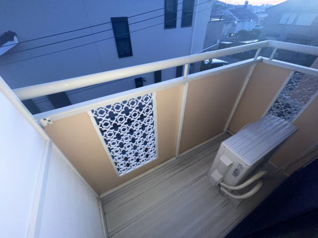 キャンパス本多聞のバルコニー