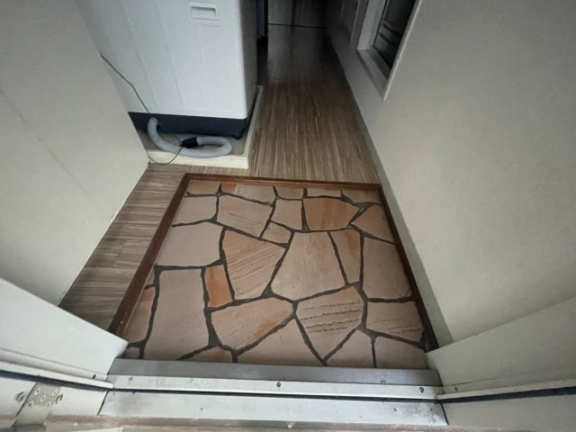 キャンパス本多聞の玄関