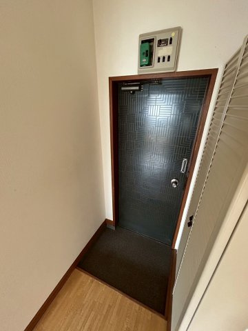 サンパーク平田の玄関