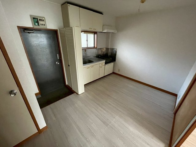 サンパーク平田の居間・リビング