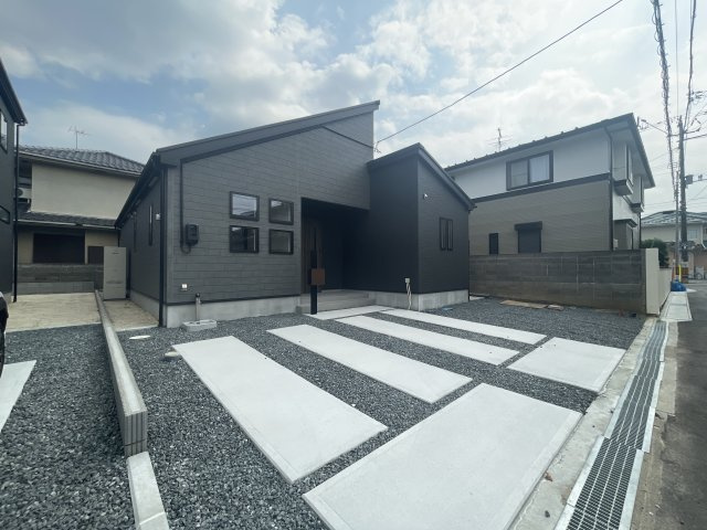 新築戸建・建売　福島市森合字森下　GRAFARE　全2棟の駐車場