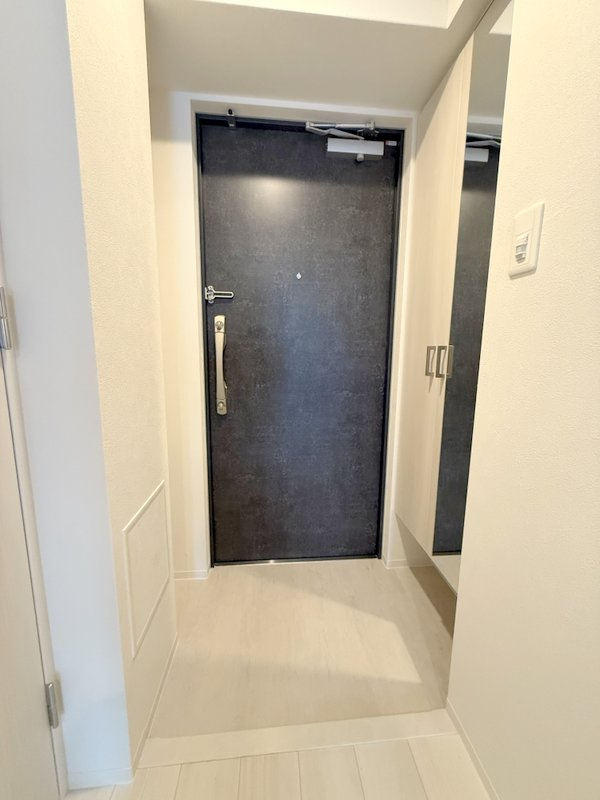 Alivis緑橋　仲介手数料無料の玄関