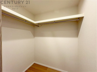 ウォークインクローゼット2ヵ所にございます