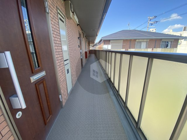 メゾンKのロビー