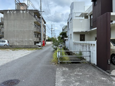 【前面道路含む現地写真】 | 西原町我謝　戸建