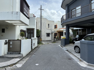 【前面道路含む現地写真】 | 西原町我謝　戸建