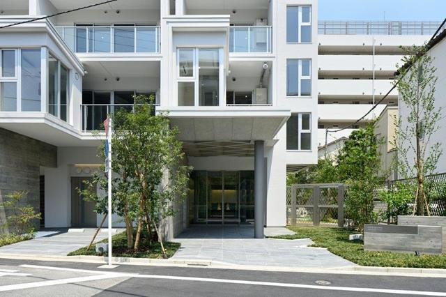 パルテメゾン中落合の外観|★昼のメインエントランス★