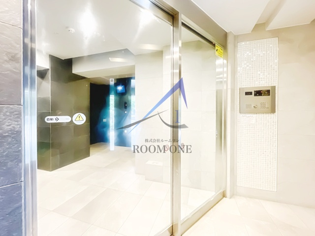 スカイコートパレス西横浜のエントランス|エントランスです。