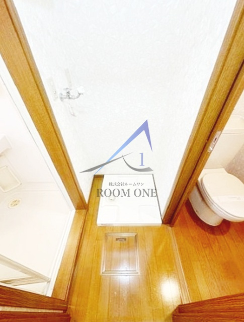 旭ヶ丘ハイツの設備|洗濯機置き場です。