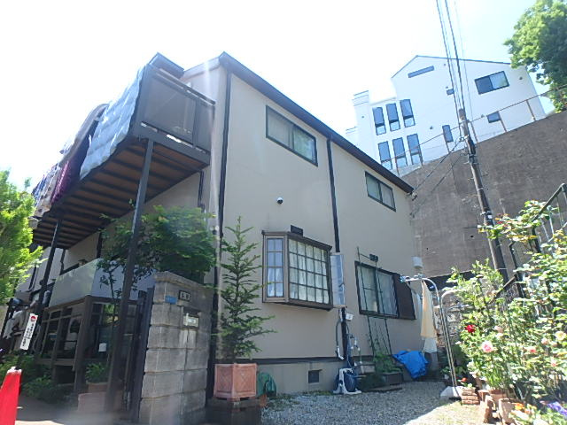 川崎市多摩区西生田4丁目のアパートの画像