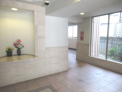 【ロビー】 | ロータリーパレス田端 | 落ち着いたロビーです