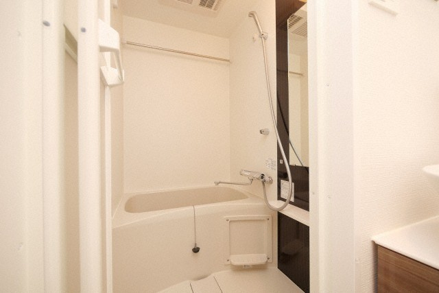 大阪市北区大淀中５丁目の賃貸マンションの浴室