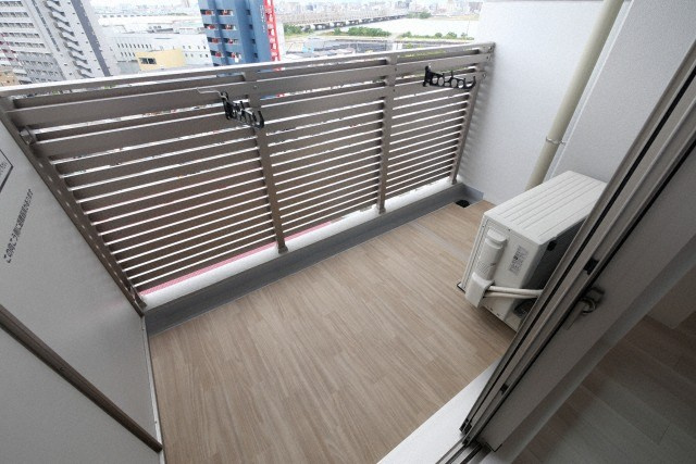 大阪市北区大淀中５丁目の賃貸マンションのバルコニー