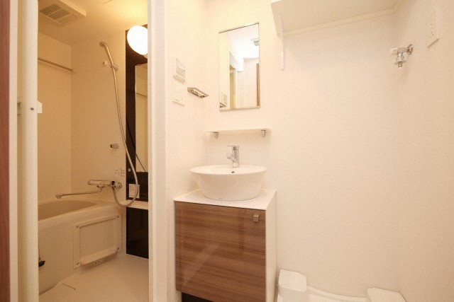 大阪市北区大淀中５丁目の賃貸マンションの独立洗面台