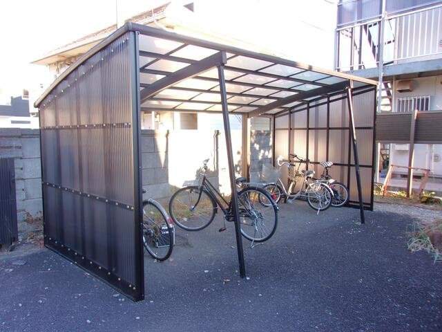 屋根付き駐輪場