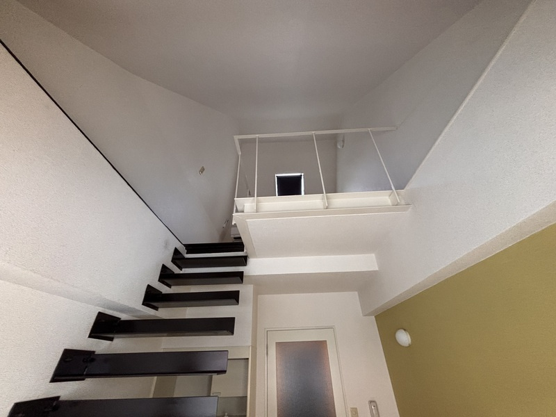 岡本甲南ビルの内装