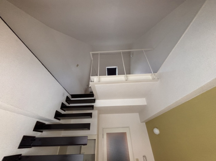 岡本甲南ビルの内装