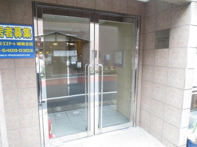 【エントランス】 | メゾンヌーヴェル