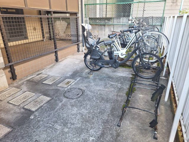 プルミエール武蔵野のその他共用部分|★自転車置き場★