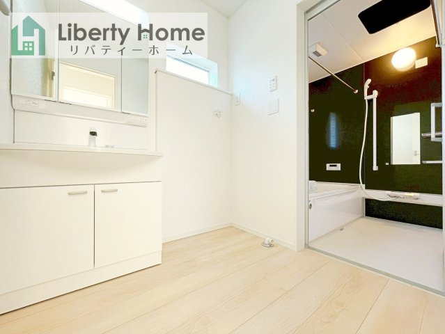 筑西市下川島第2　新築戸建　2号棟の脱衣所