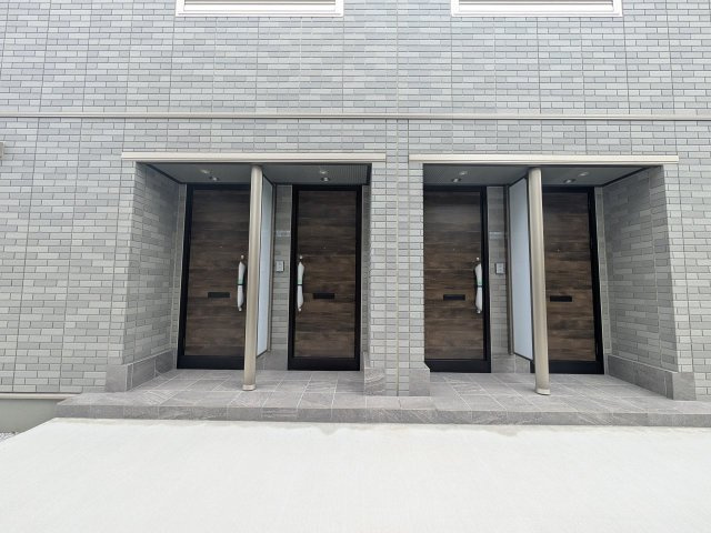 Village EstCのエントランス