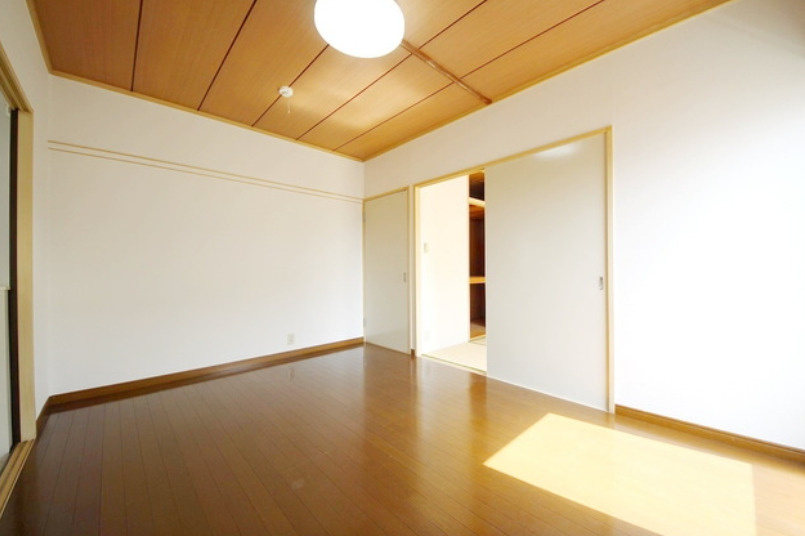 ふじみ野市苗間の一棟アパートの洋室