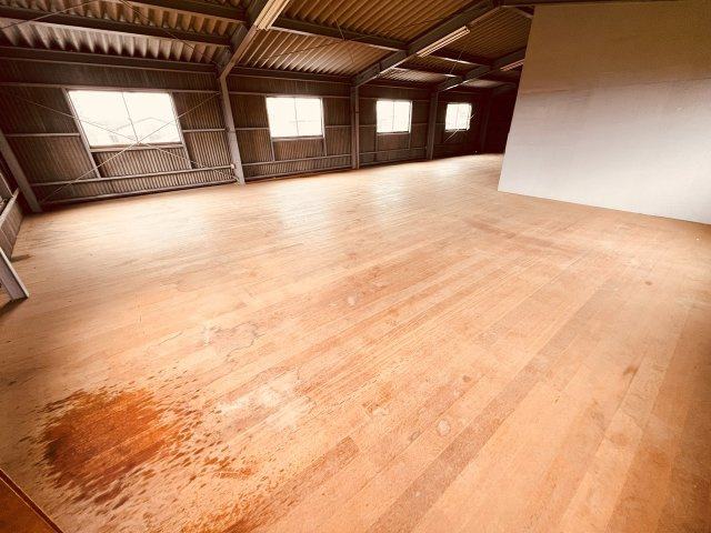 石橋倉庫の内装