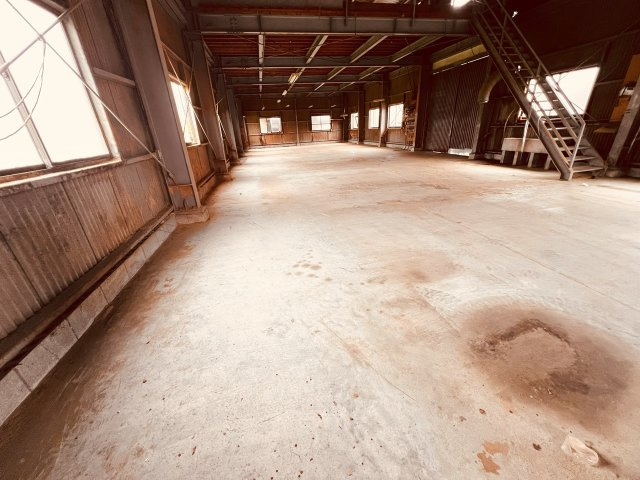 石橋倉庫の内装