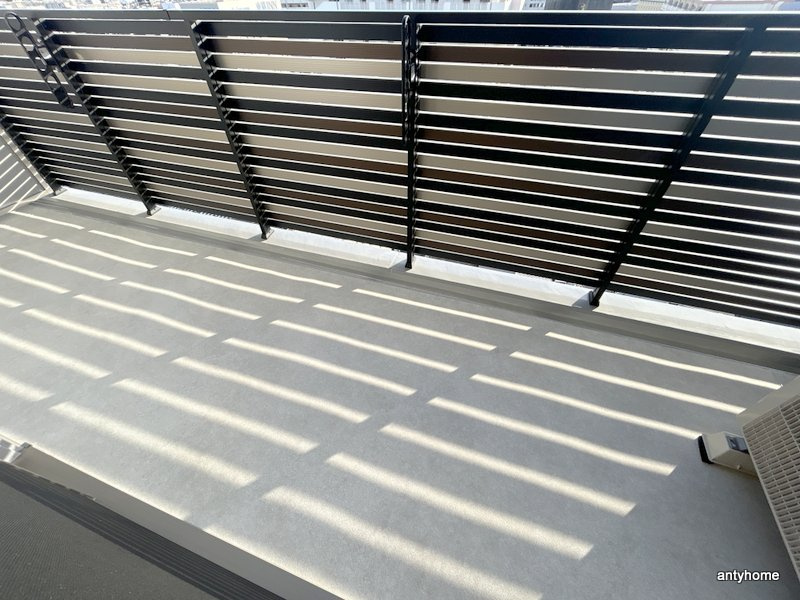 スプランディッドライズ新大阪ノース　仲介手数料無料のバルコニー