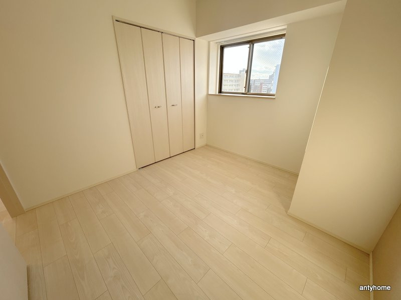 スプランディッドライズ新大阪ノース　仲介手数料無料の洋室