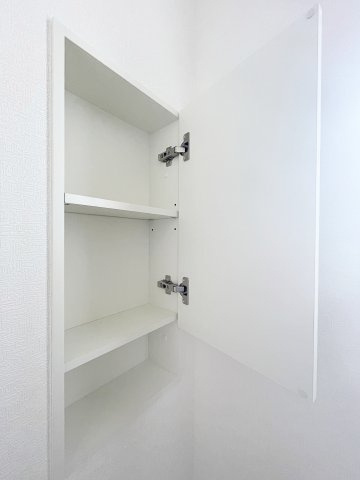 新築戸建・建売　福島市松川町木曽内裡　CRADLE GARDEN　全4棟の収納|トイレに埋込棚があるのでトイレットペーパーの予備など収納可能！