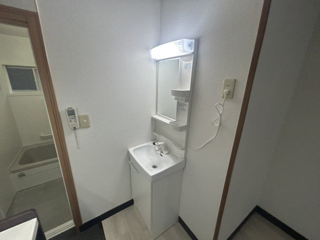 【独立洗面台】