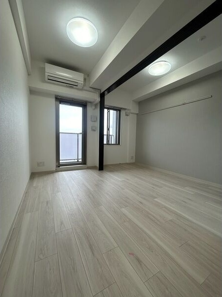 エステムコート名古屋新栄Ⅴラポールの居間・リビング