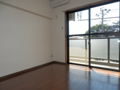 【居間・リビング】 | 宮の杜ハイツ