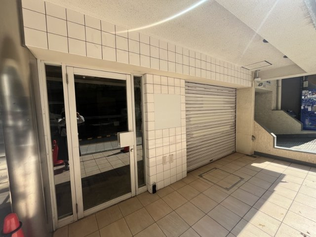 マンション池尻のエントランス