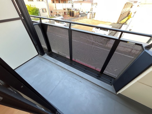 熊本市北区龍田陳内２丁目のアパートのバルコニー